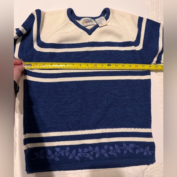 Vintage Northern Getaway rose sweater - Picture 7 of 9